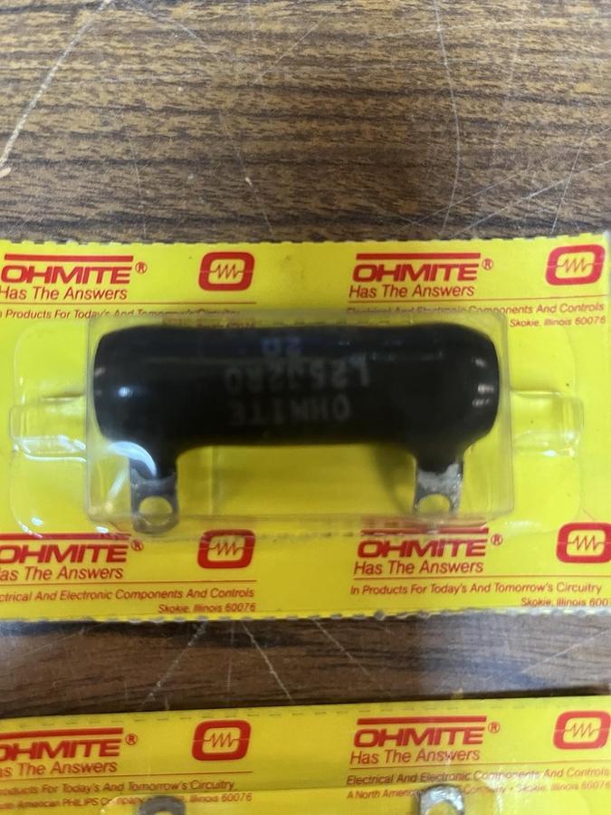 OHMITE,L25J2R0,TYPE 270 FIXED RESISTOR 25 WATT 2 OHMS LOT OF 2