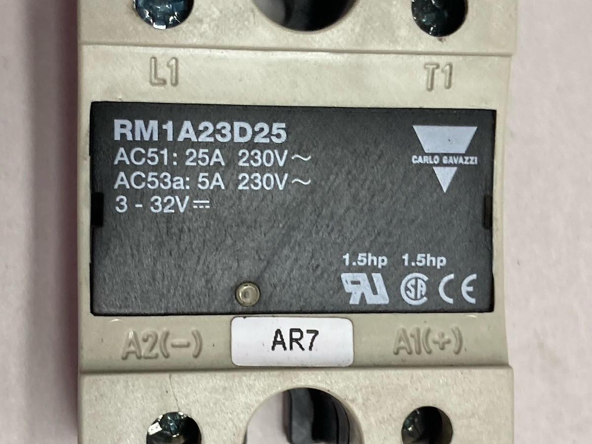 Used Carlo Gavazzi,RM1A23D25,Solid State Relay