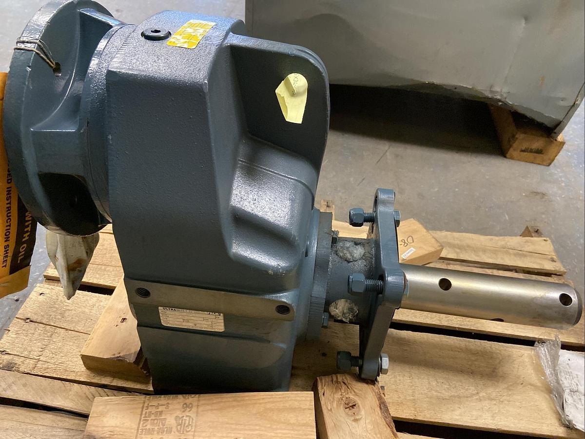 Used Falk UltraMite,07UJAJ2A63A1C,Gear Reducer Ratio 61.40 Motor Frame 180TC