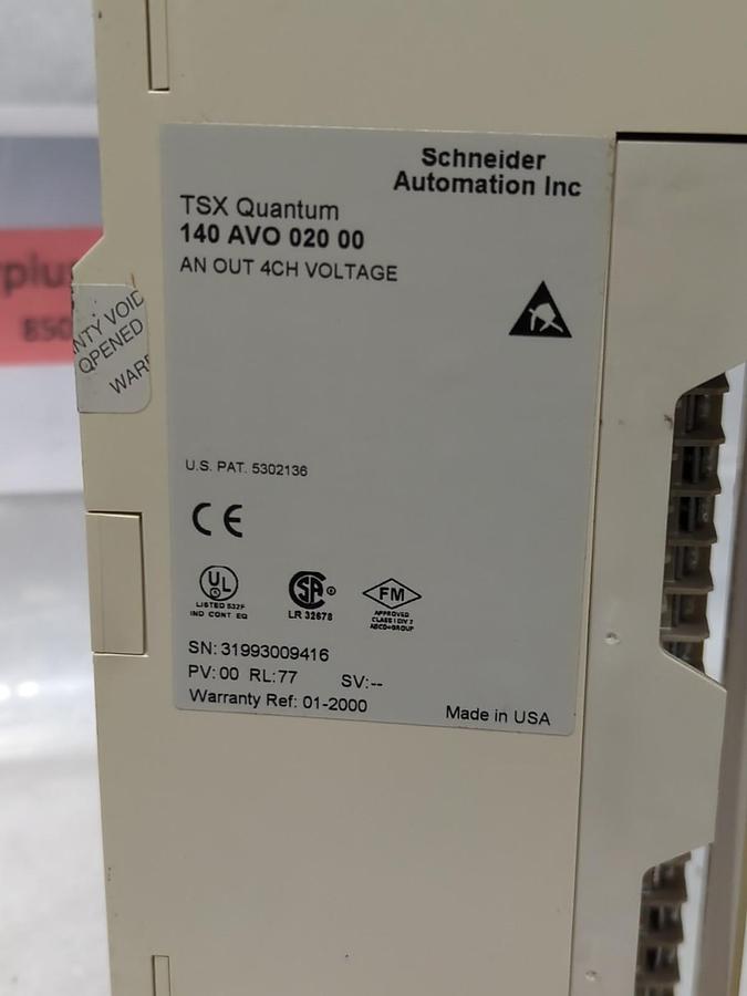Used SCHNEIDER AUTOMATION,140 AVO 020 00,TSX QUANTUM ANALOG OUTPUT MODULE USED