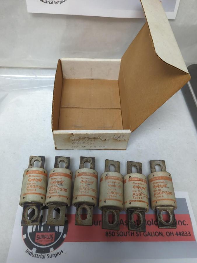 Used GOULD SHAWMUT,A50P300,AMP-TRAP 300 AMP FUSE LOT OF 6 PRE-OWNED