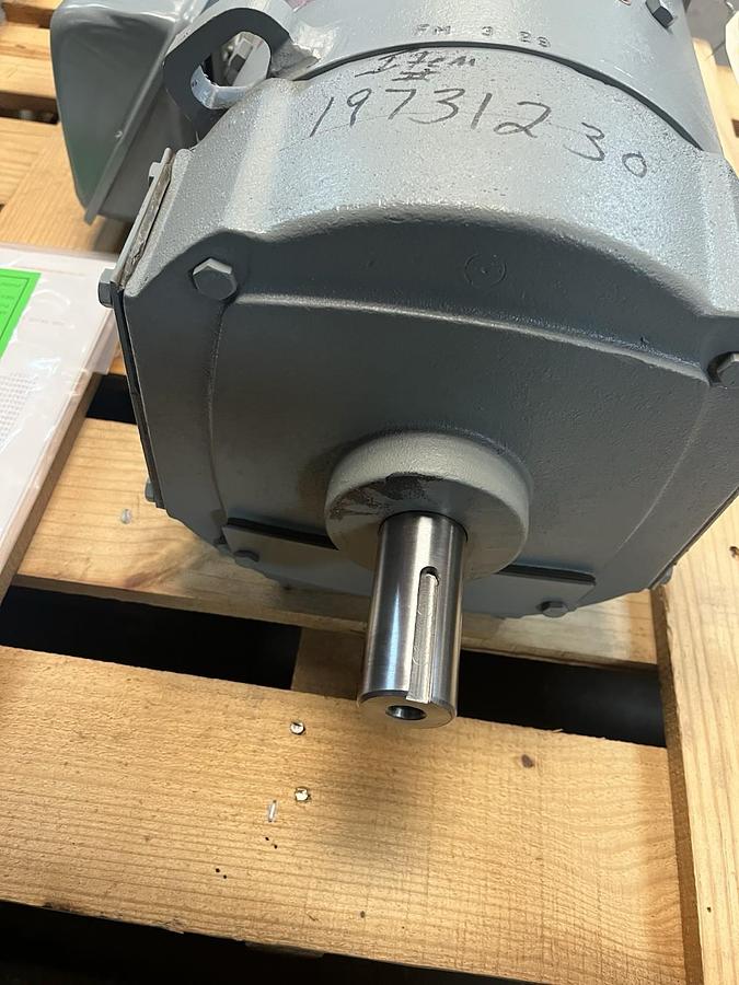 Used GE,5CD153BA001B001,KINAMATIC DC MOTOR 2HP 850/1700RPM 500VDC CD219AT