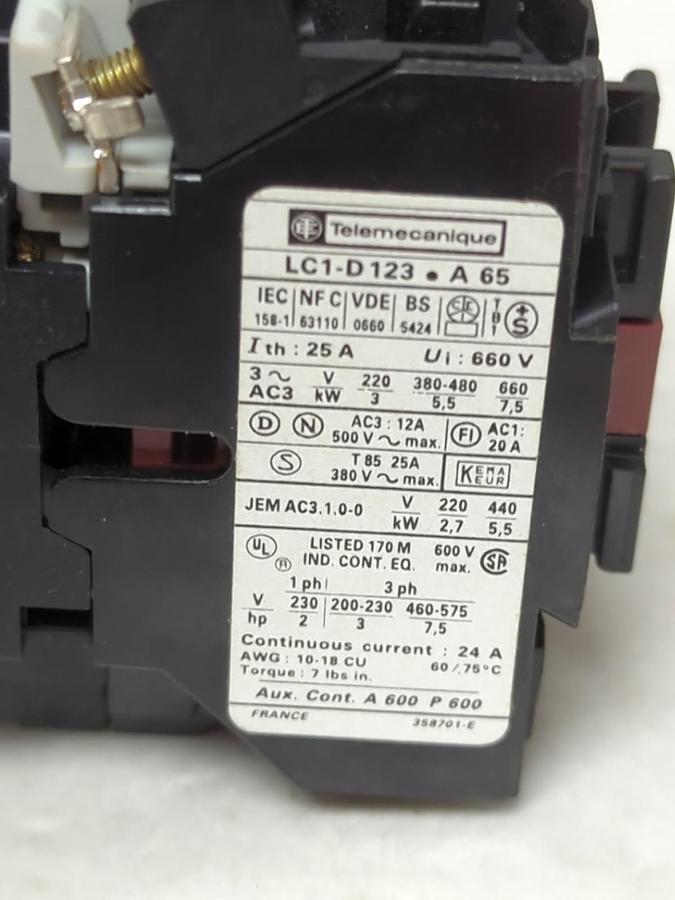 Used TELEMECANIQUE,LC1-D123,CONTACTOR 25A 660V PRE-OWNED