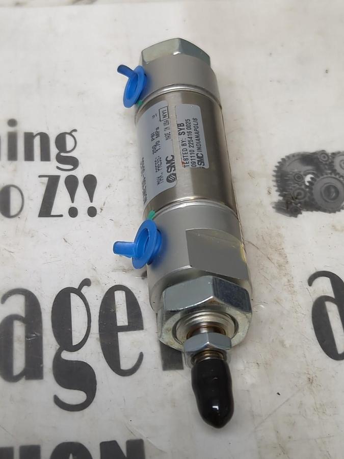 SMC,NCME106-0043C,PNEUMATIC AIR CYLINDER 250PSI NOS