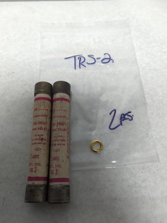 Used SHAWMUT,TRS2,TRI-ONIC 2 AMP FUSE LOT OF 2 PRE-OWNED