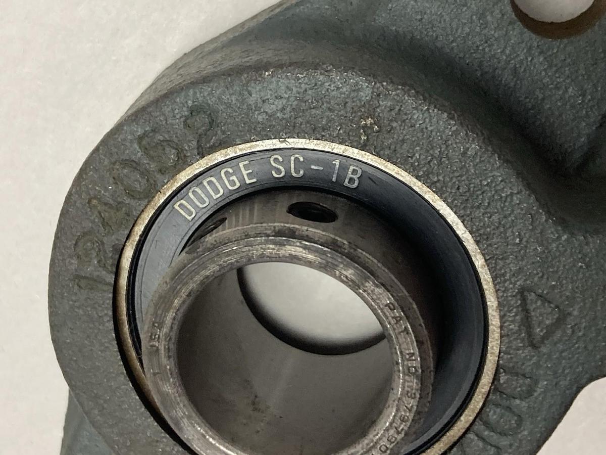 Used Dodge,124052 SC-1B,2-Bolt Flange Bearing