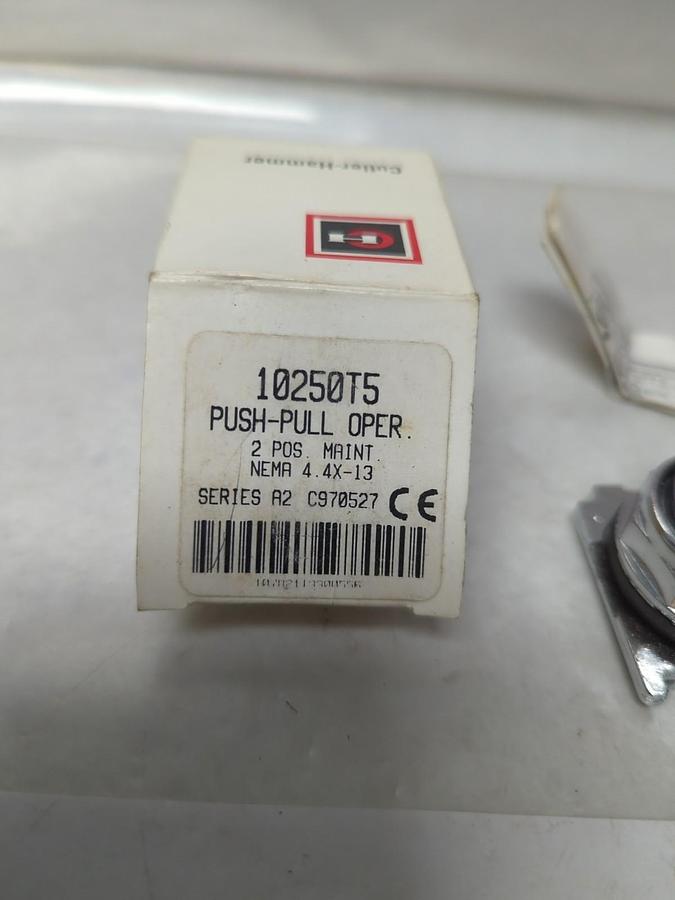 CUTLER-HAMMER,10250T5,PUSH-PULL OPERATOR 2-POS NOS