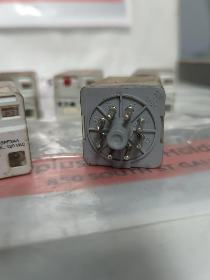 Used EATON,D3PF2AA,RELAY 120VAC LOT OF 6 PRE-OWNED
