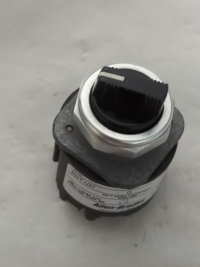 Used ALLEN BRADLEY,800T-U37,POTENTIOMETER 25KΩ SERIES Q PRE-OWNED