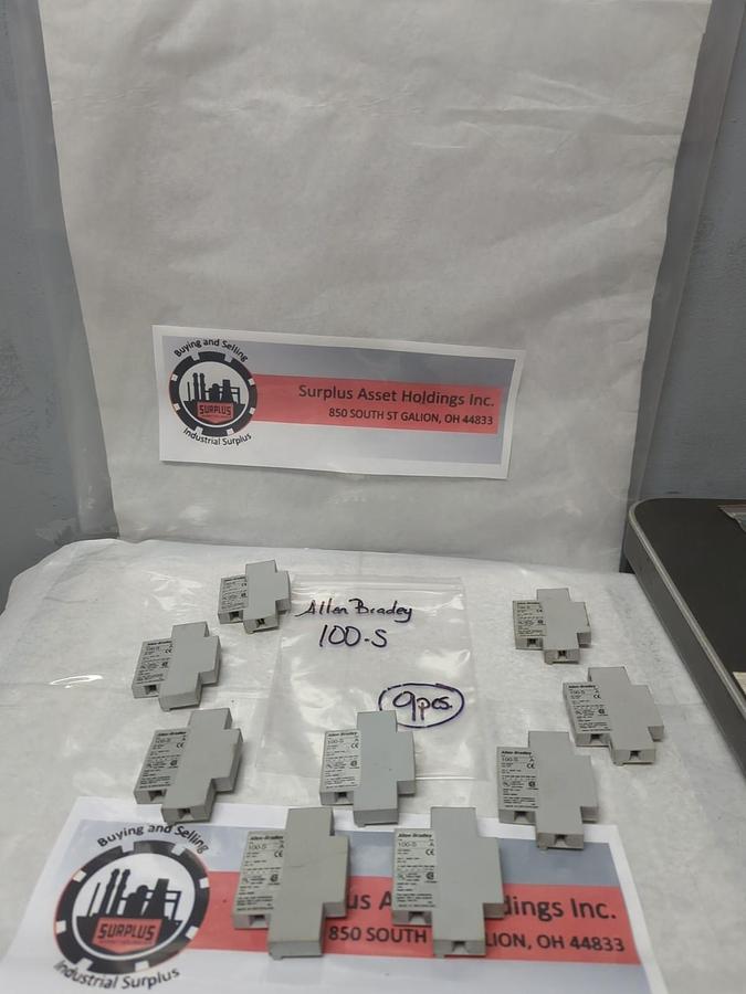 Used ALLEN BRADLEY,100-S,SAFETY CONTACT SERIES A LOT OF 9 PRE-OWNED