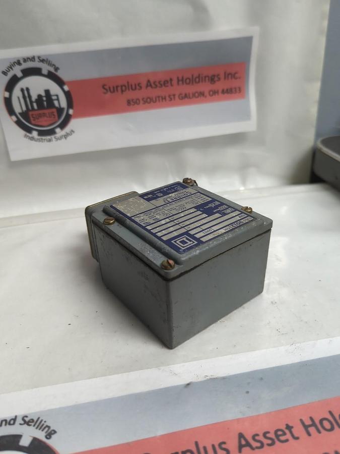 Used SQUARE D,9012 GAW-5,SERIES B PRESSURE SWITCH PRE-OWNED