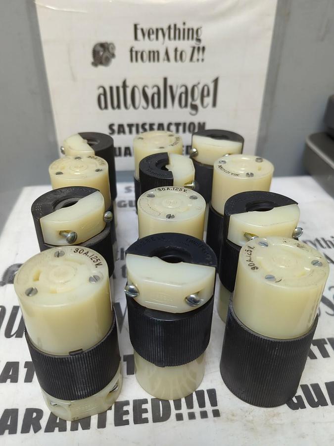 Used HUBBELL TWIST-LOCK,231-A,30A.125V. PLUG CONNECTOR LOT OF 12 USED