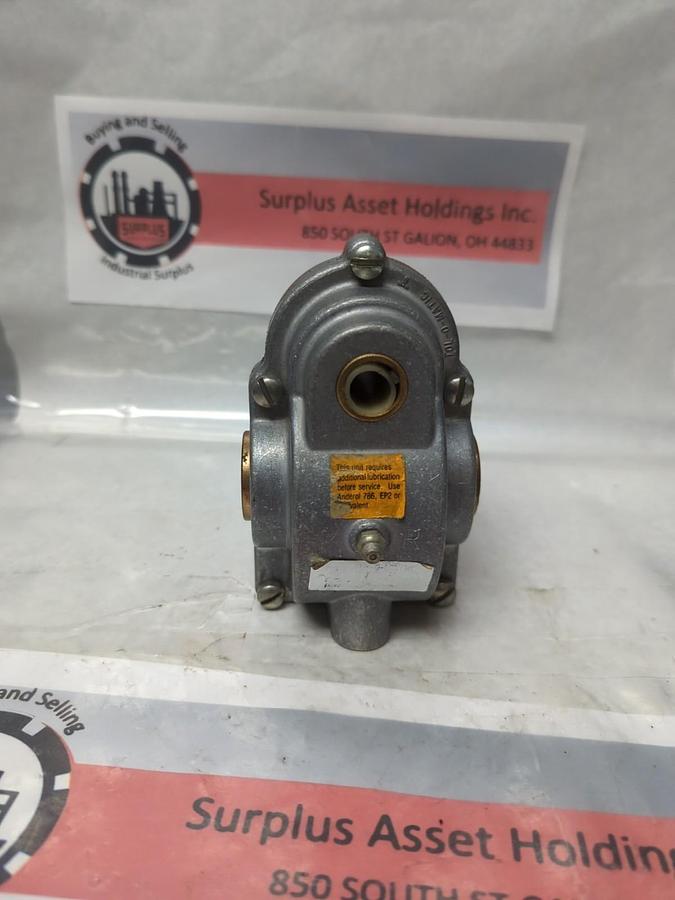Used TOL-O-MATIC,04220000,GEAR BOX 303434001 PRE-OWNED