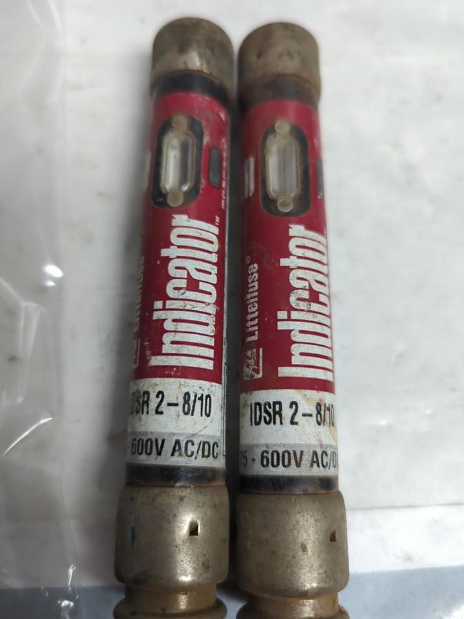 Used LITTELFUSE,IDSR2-8/10,INDICATOR 2-8/10 AMP FUSE LOT OF 2 PRE-OWNED