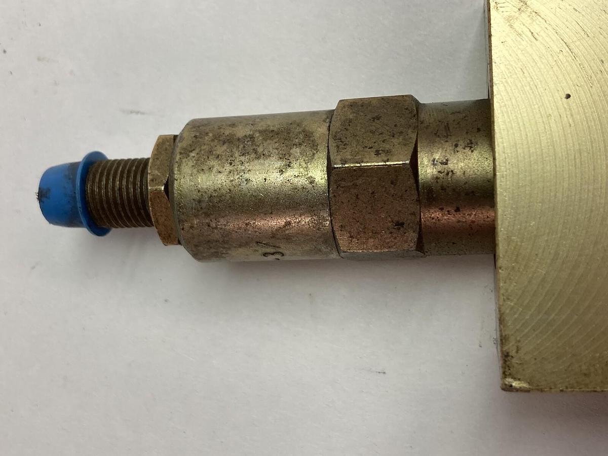 Used Vickers,PRV2-10-S-6T-3,Pressure Reducing Valve 20197A-V