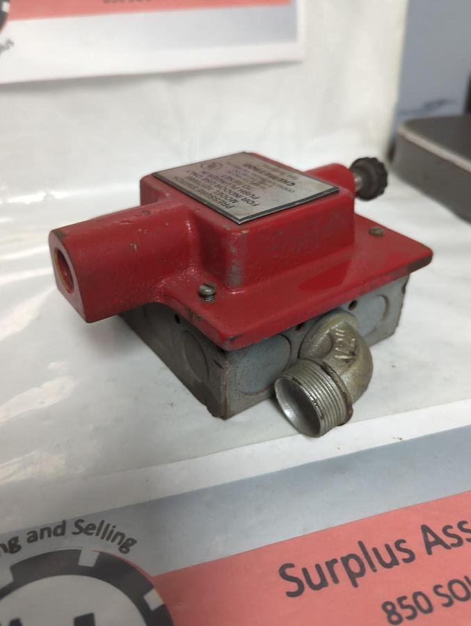Used CHEMETRON,10170089,PRESSURE SWITCH PRE-OWNED