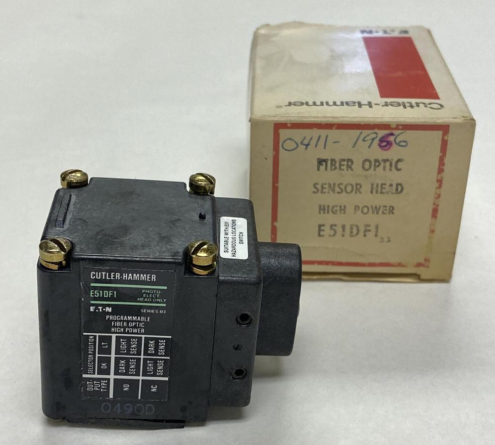 Used CUTLER HAMMER,E51DF1,FIBER OPTIC SENSOR HEAD NEW