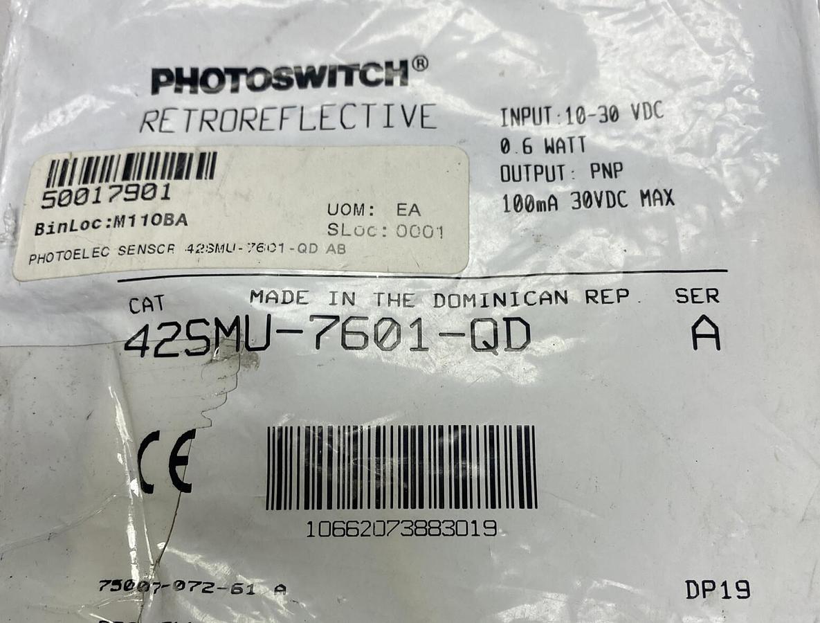 ALLEN BRADLEY,42SMU-7601-QD,SER A MINI PHOTOELECTIC SENSOR NEW