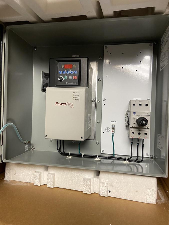 Used Allen Bradley,23B-D017D10ENN-P3T,40 AC Power Flex 17A 10Hp 22B-D017H204