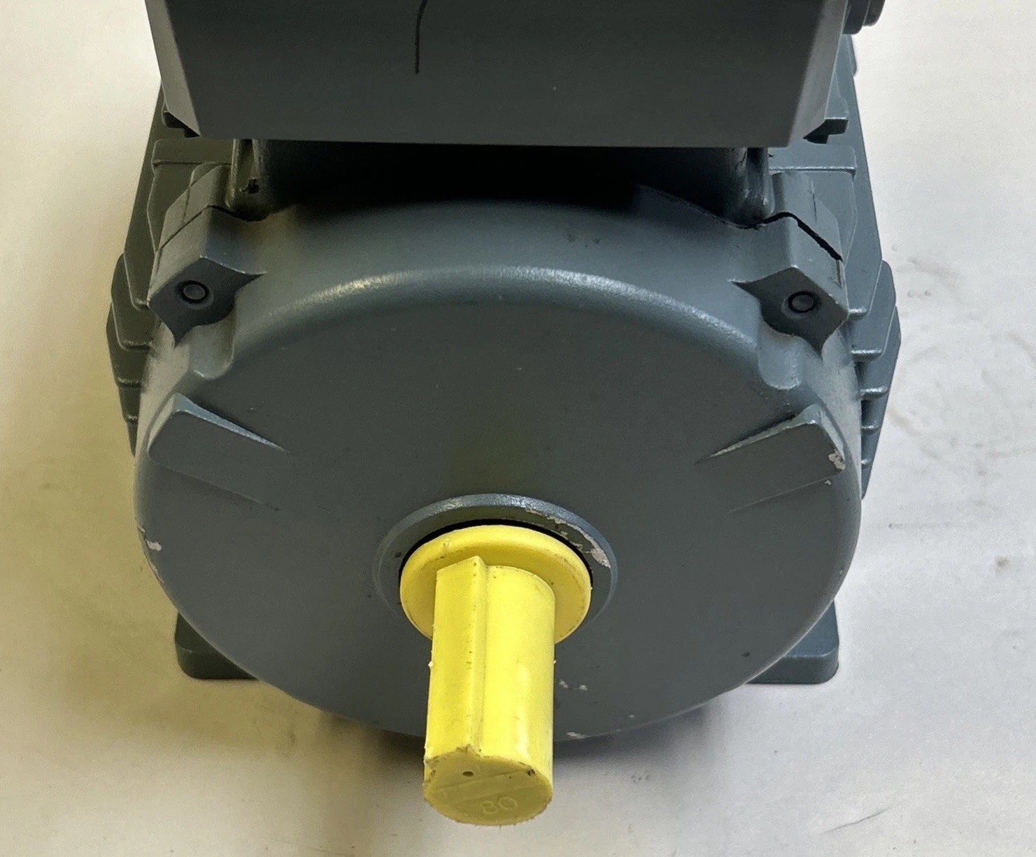AEG,AM80ZAA4,MOTOR 3/4HP 218-242/380-420V 1400/1680RPM 3PH