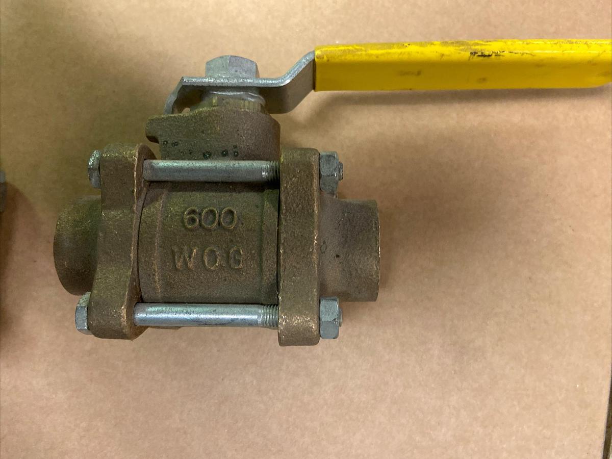 Apollo,600 WOG,1 INCH Sweat Solder Ball Valve Lot of 4