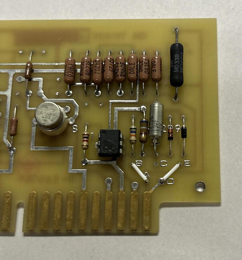 Used STOCK EQUIPMENT,A20592-B,SIGNAL CONVERTER BOARD