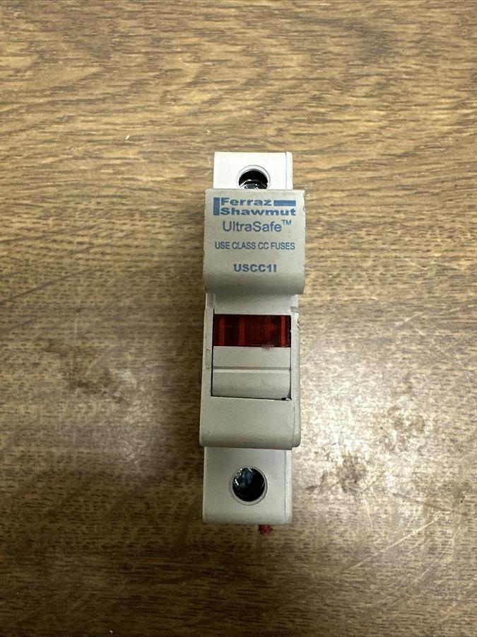 Used Ferraz Shawnut,X213943,30Amp Fuse Holder