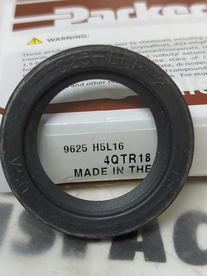 PARKER,4QTR18 9625 H5L16,CLIPPER OIL SEAL LOT OF 3 NOS