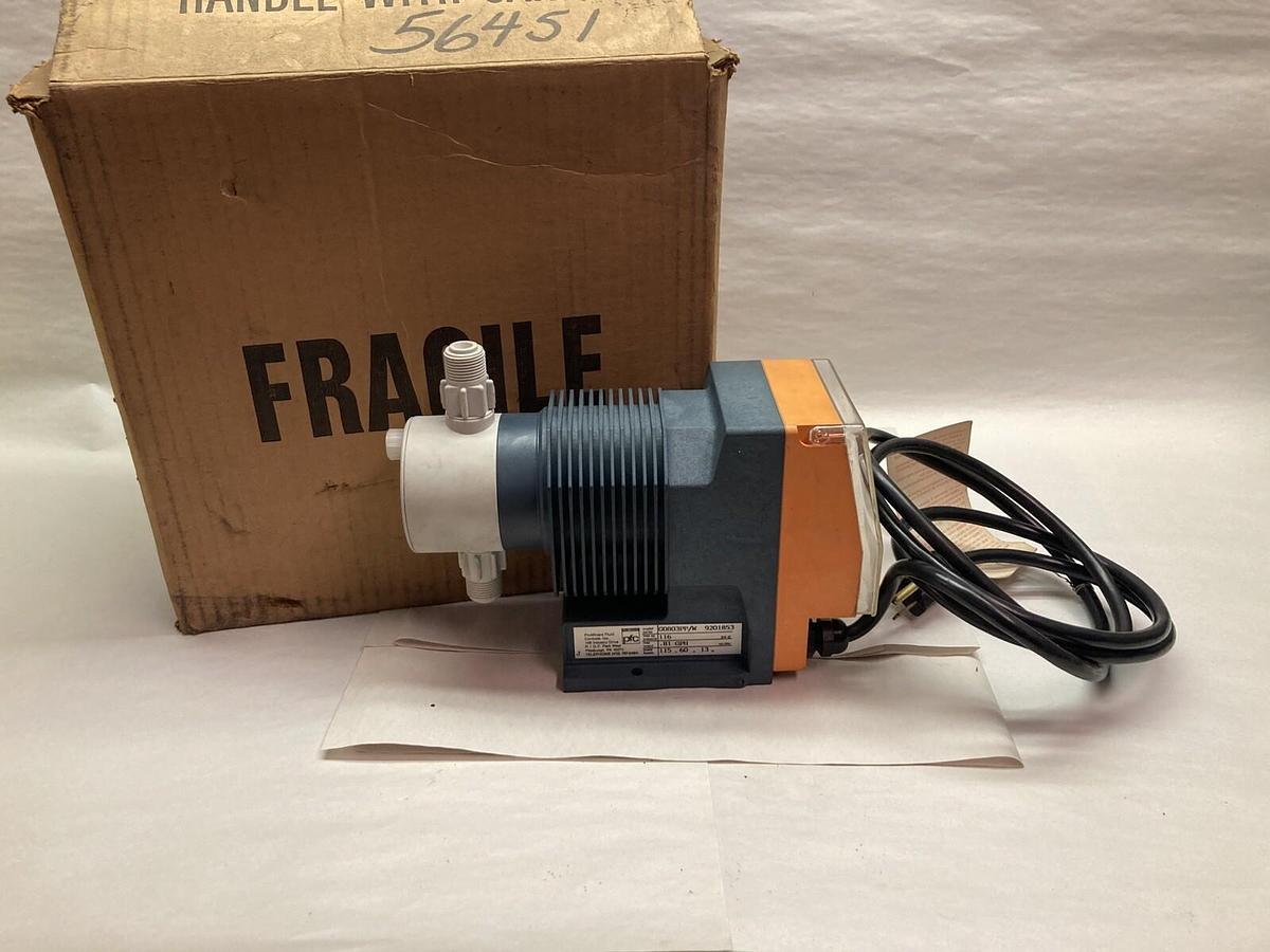 Prominent,G0803PP/W 9201853,Metering Pump 0.81 GPH 116PSI 24V AC/DC