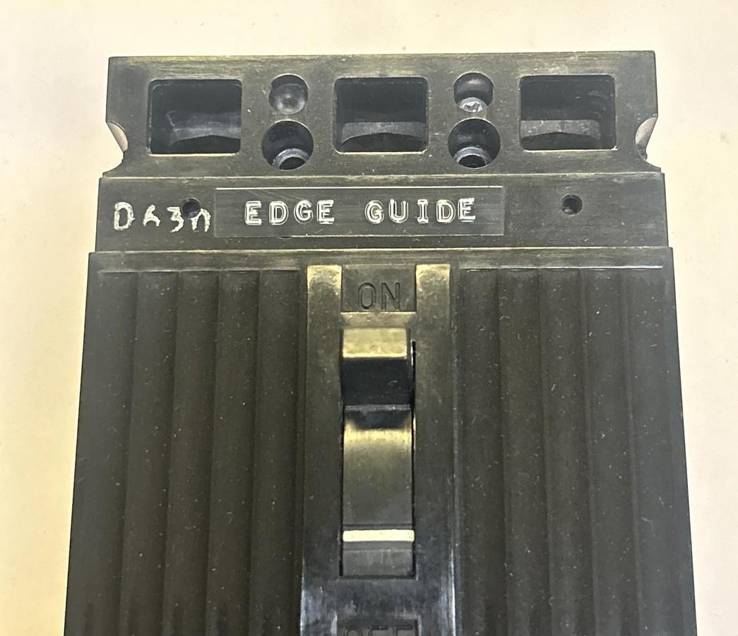 Used GENERAL ELECTRIC,TED134025,CIRCUIT BREAKER 25A 480V 3P
