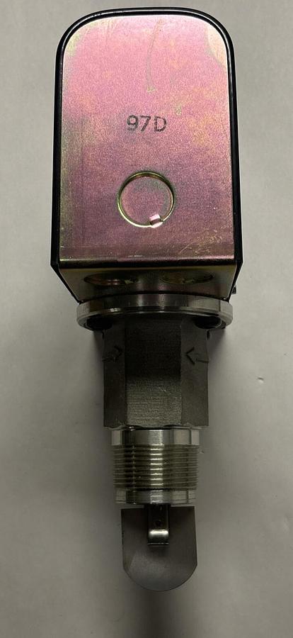 MCDONNELL & MILLER,FS7-4S,FLOW SWITCH 1-1/4 MNPT NOS