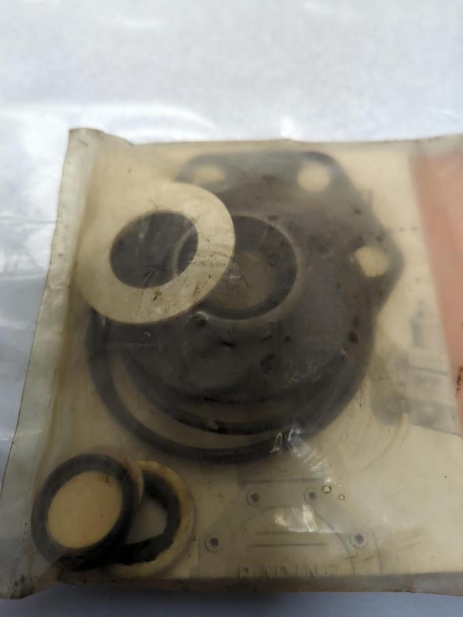 RACINE,722 391,MODEL PVF SEAL KIT NOS