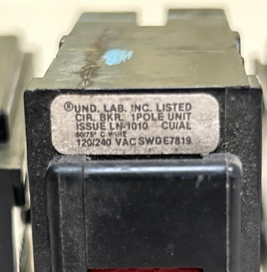 Used GENERAL SWITCH,GA120,CIRCUIT BREAKER 20A 120/240V 1P LOT OF 4