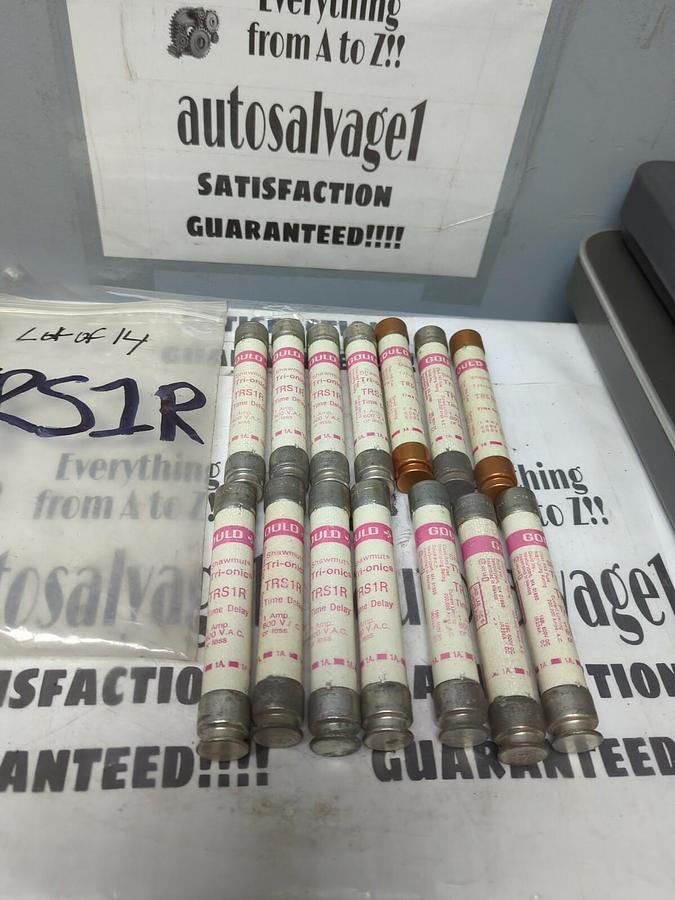GOULD SHAWMUT,TRS1R,TIME DELAY FUSE LOT OF 14 NOS