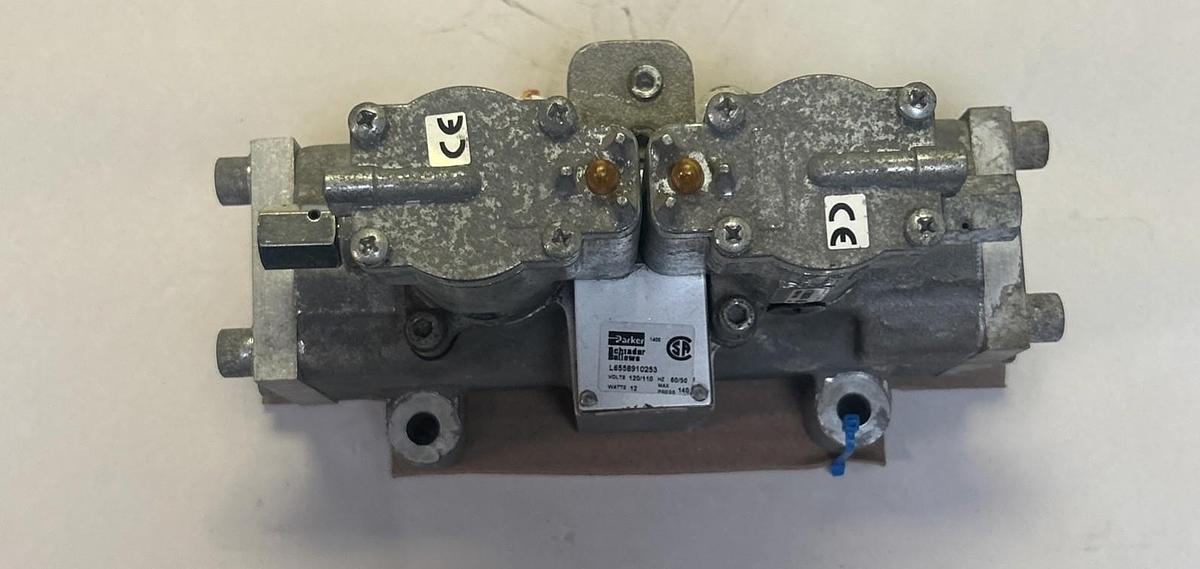 Used PARKER,L6558910253,SOLENOID VALVE
