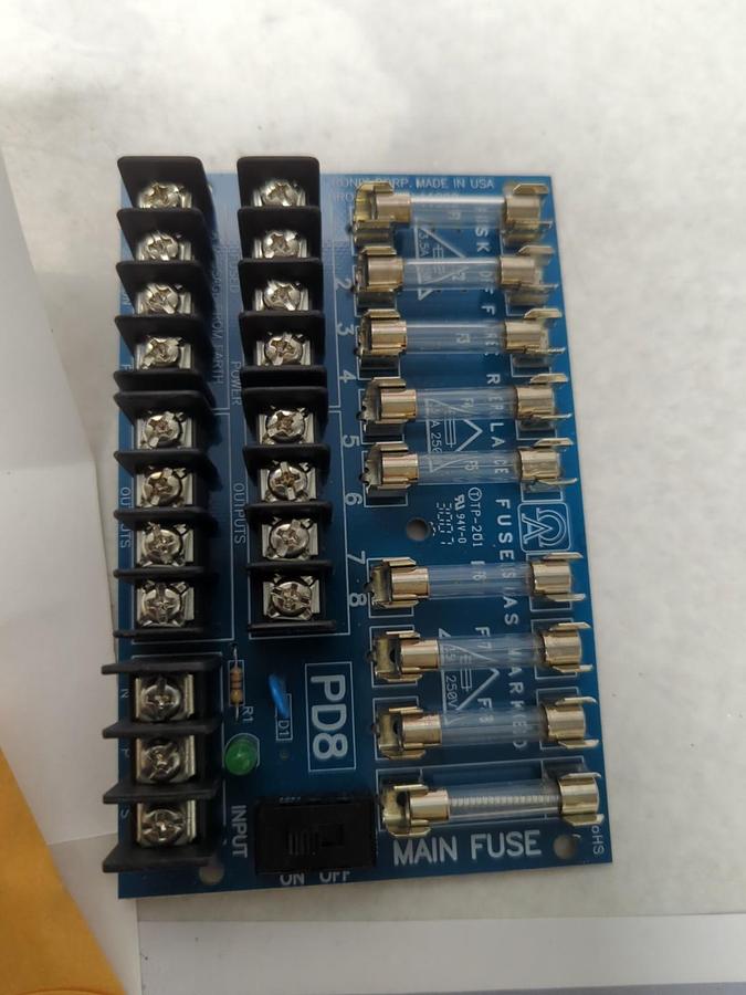 ALTRONIX,PD8,POWER DISTRIBUTION MODULE 8 FUSED OUTPUTS NOS