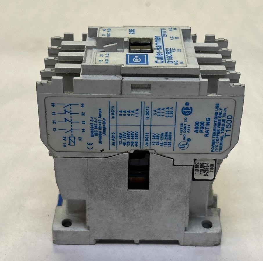 Used CUTLER-HAMMER,D15CR22,RELAY