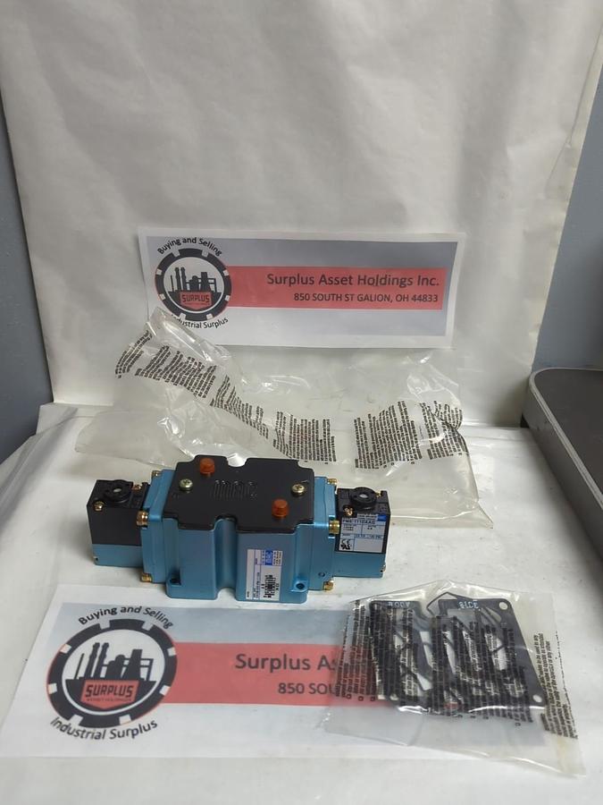 MAC VALVES,6533B-000-PM-111DA,SOLENOID VALVE 150 PSI NOS