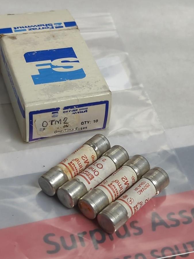 FERRAZ SHAWMUT,OTM2,ONE-TIME FUSE LOT OF 4 PCS NOS