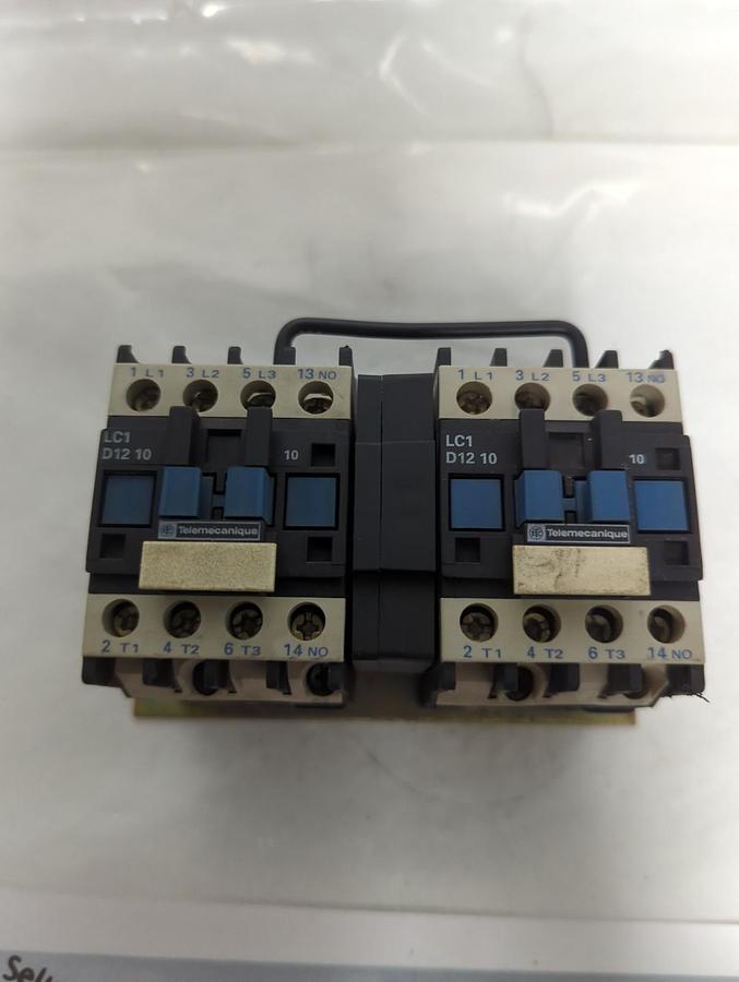 Used TELEMECANIQUE,LCI D12 10,REVERSING CONTACTOR ASSEMBLY PRE-OWNED