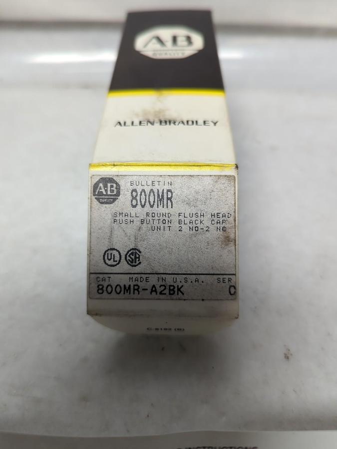 ALLEN BRADLEY,800MR-A2BK,SMALL ROUND FLUSH HEAD PUSHBUTTON BLACK SERIES C NOS