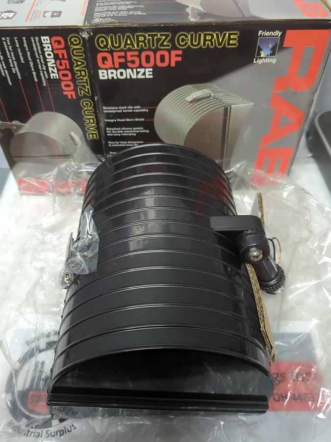 Used QUARTZ CURVE,QF500F,BRONZE HALOGEN OUTDOOR FLOOD LIGHT NOS