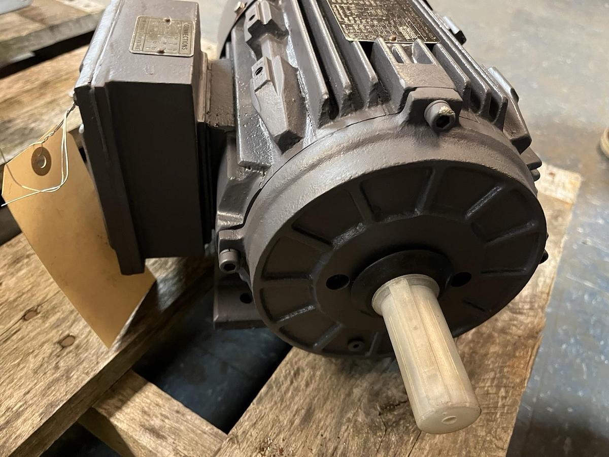 TECHTOP,GR3-CI-TF-145T-2-B-D-2,INVERTER MOTOR 2HP 3450RPM 3PH 145T