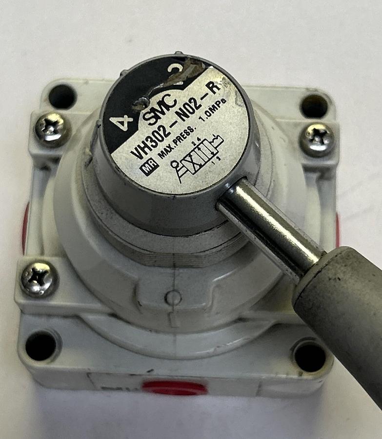 Used SMC,VH302-N02-R,HAND VALVE