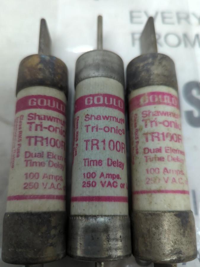 GOULD SHAWMUT,TR100R,TRI-ONIC 100 AMP FUSES LOT OF 3 NOS