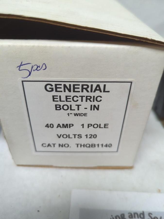 Used GENERAL ELECTRIC,THQB1140,CIRCUIT BREAKER 40 AMP 1-POLE LOT OF 5 PRE-OWNED