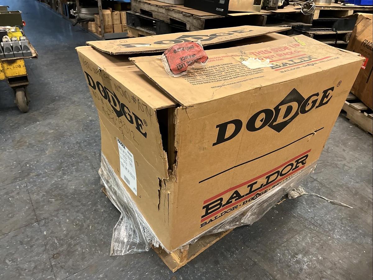 DODGE,247161,TXT725T TORQUE ARM GEAR SPEED REDUCER RATIO 24.59  72.3HP  1844RPM