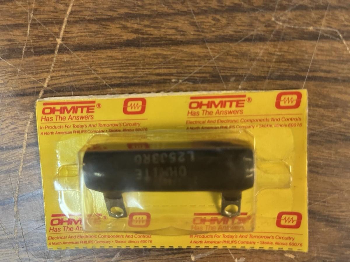 OHMITE,L25J3R0,TYPE 270 FIXED RESISTOR 25 WATT 3 OHMS LOT OF 2