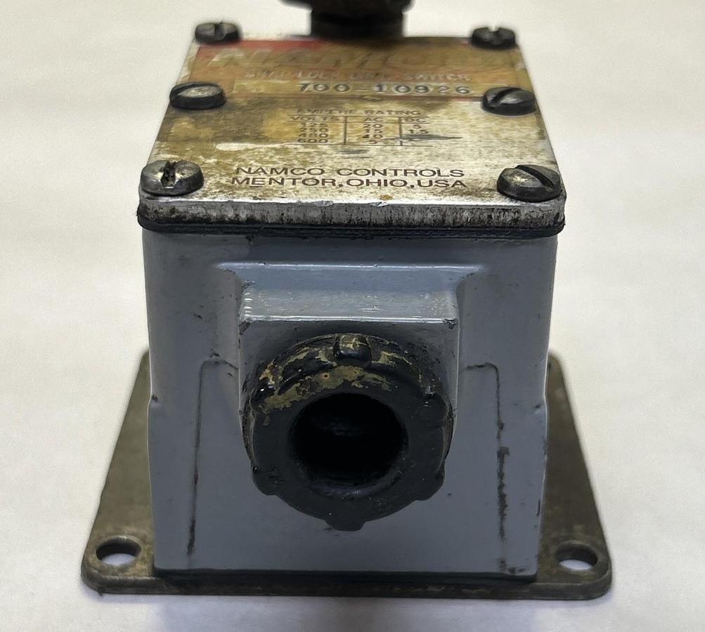 Used NAMCO CONTROLS,EA700-10926,LIMIT SWITCH