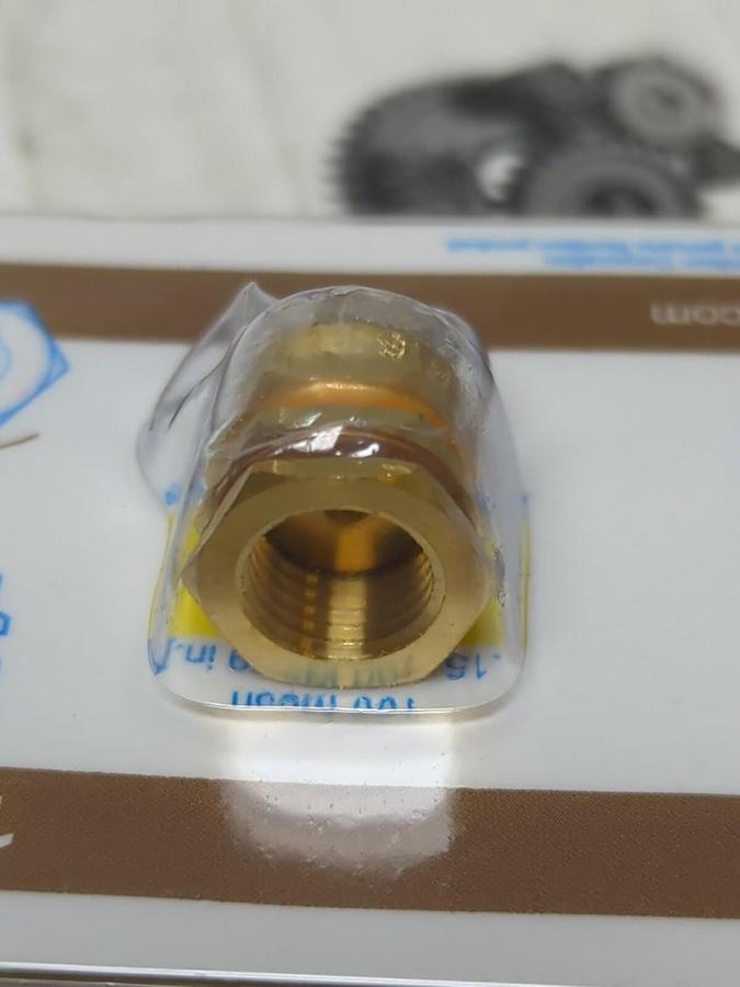 Used NORDSON,1015816,HOT MELT MACHINE NOZZLE 0.41MM/0.016  DUAL BEAD 15° NEW